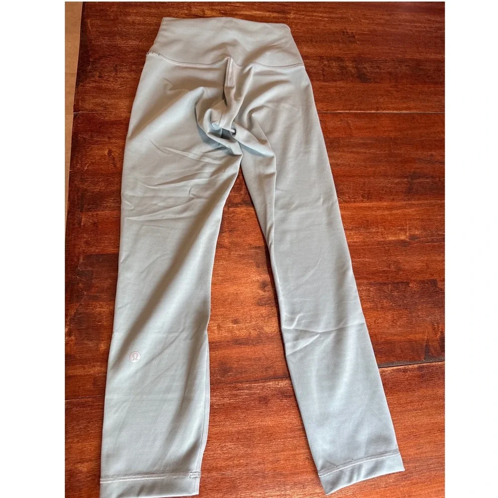 Lululemon Align High-Rise Crossover V-Waist Crop Leggings Sage Women 23in Size 2